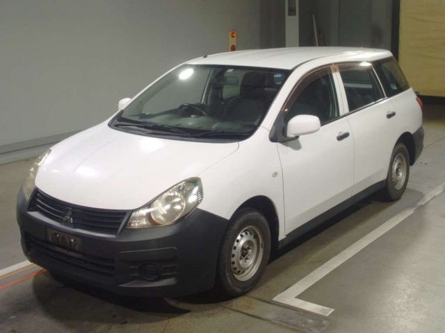 62007 Mitsubishi Lancer van CVY12 2014 г. (TAA Hiroshima)